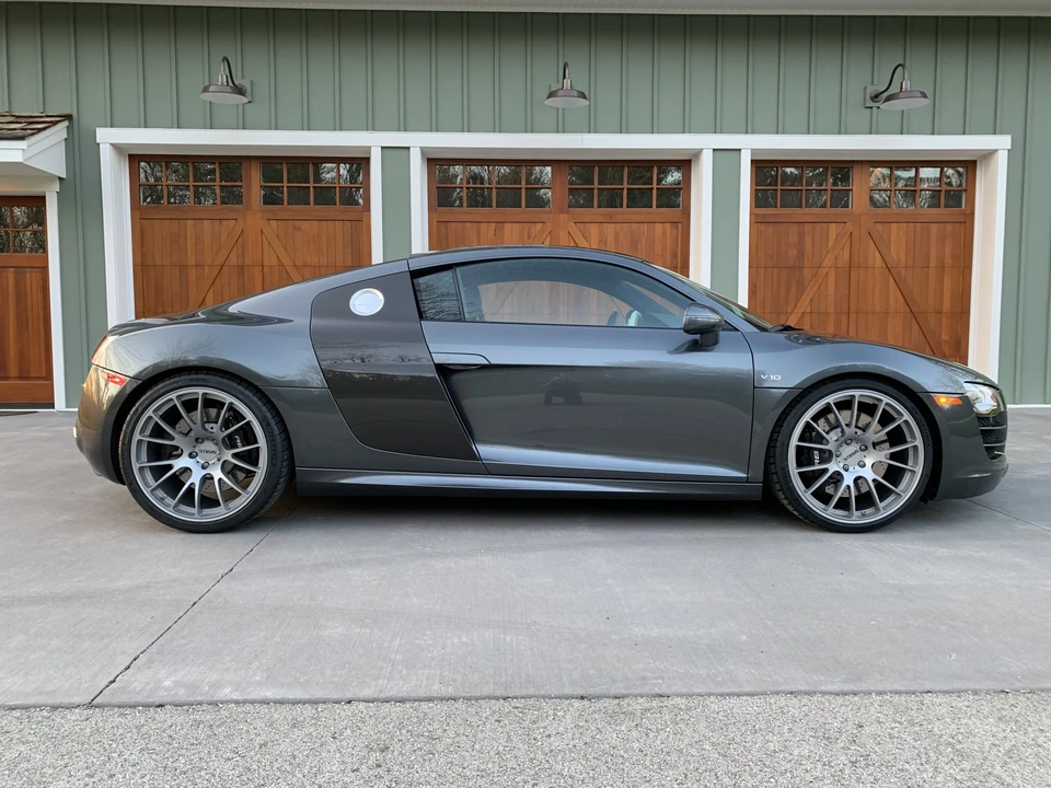 2011 Audi 42 R8 - Image 10 of 31