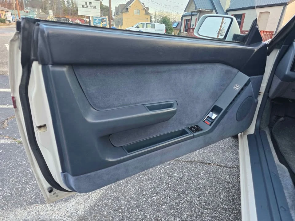 1986 Subaru XT - Image 4 of 10
