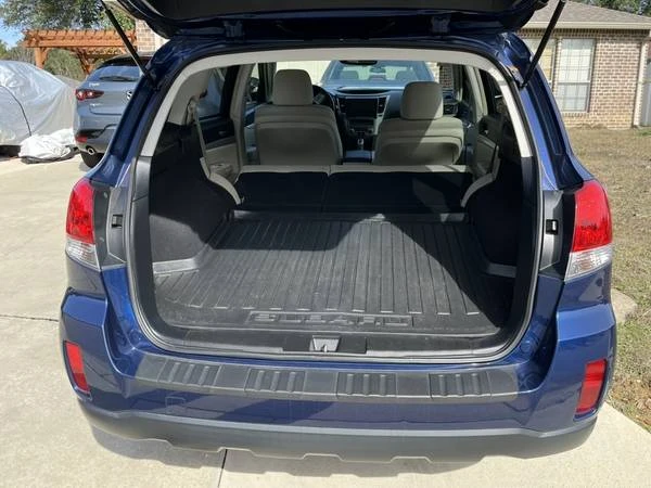 2011 Subaru Outback 4th Gen - Image 8 of 9