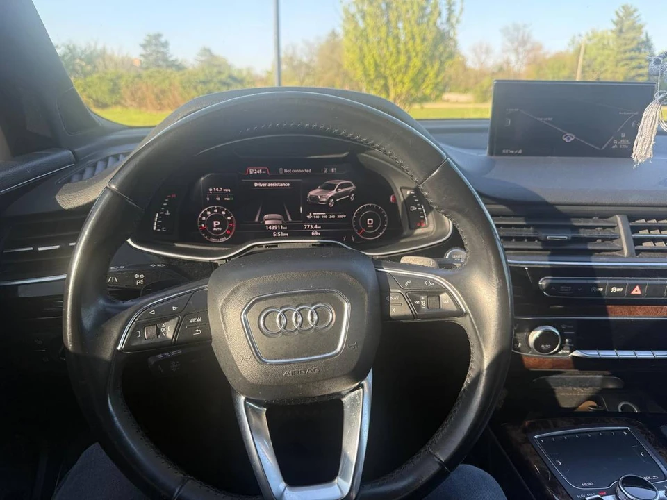 2017 Audi 4M Q7 - Image 9 of 13