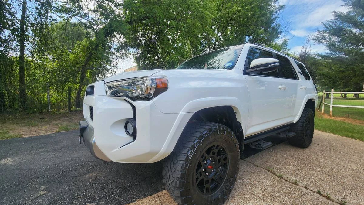 2018 Toyota 4Runner 5th Gen - Image 16 of 24