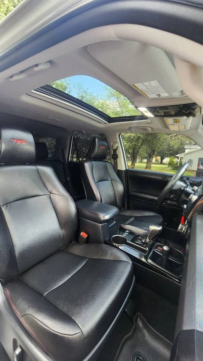 2018 Toyota 4Runner 5th Gen - Image 9 of 24