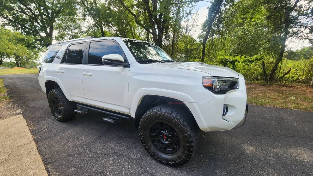 2018 Toyota 4Runner 5th Gen - Image 20 of 24