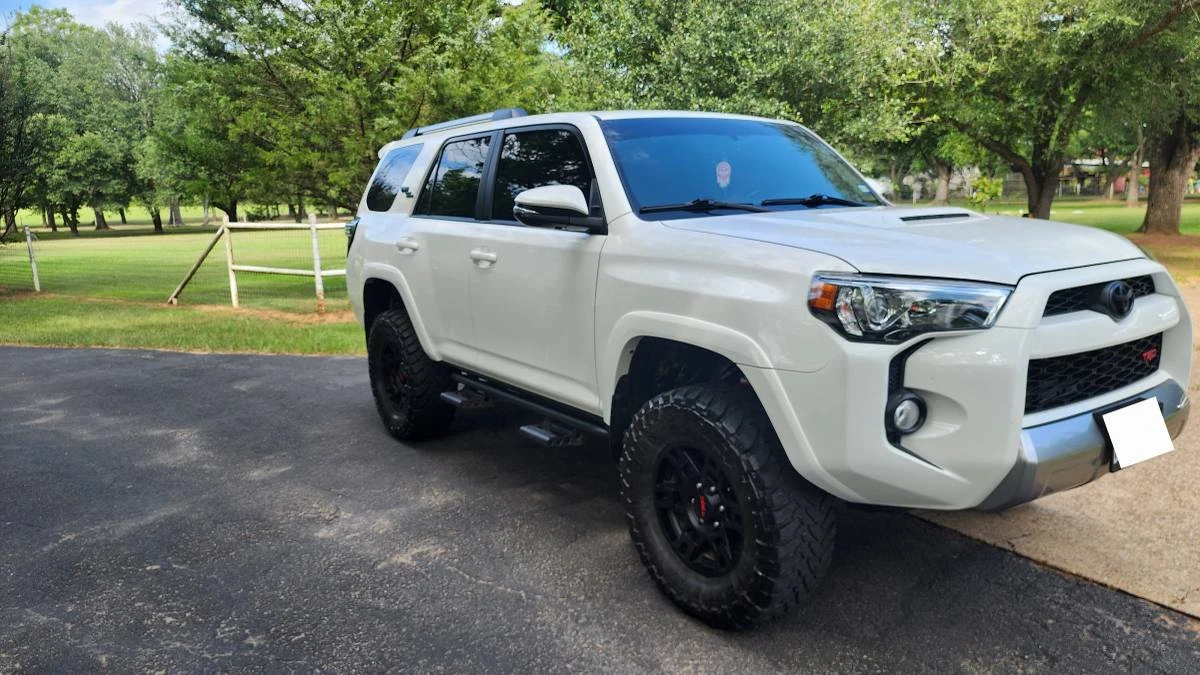 2018 Toyota 4Runner 5th Gen - Image 3 of 24