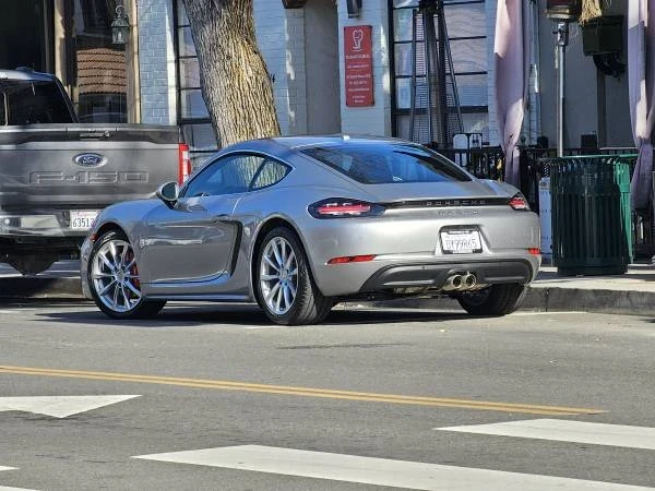 2025 Porsche 718 Cayman S - Image 8 of 17