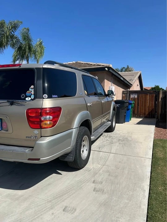 2003 Toyota Sequoia 1st Gen - Image 4 of 4