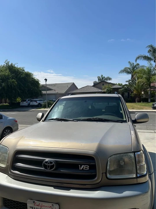 2003 Toyota Sequoia 1st Gen - Image 2 of 4
