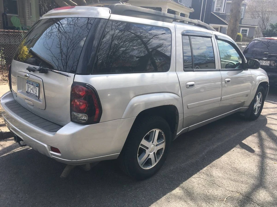 2006 Chevrolet Trailblazer - Image 2 of 11