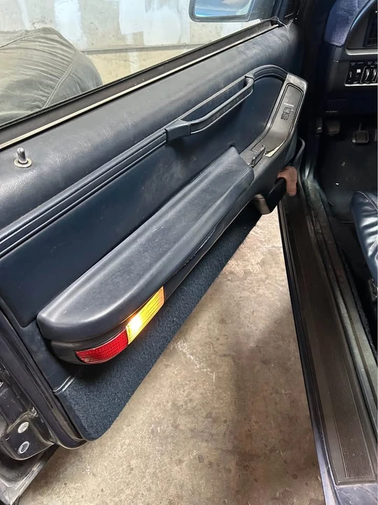 1987 Ford Thunderbird 9th Gen - Image 6 of 10