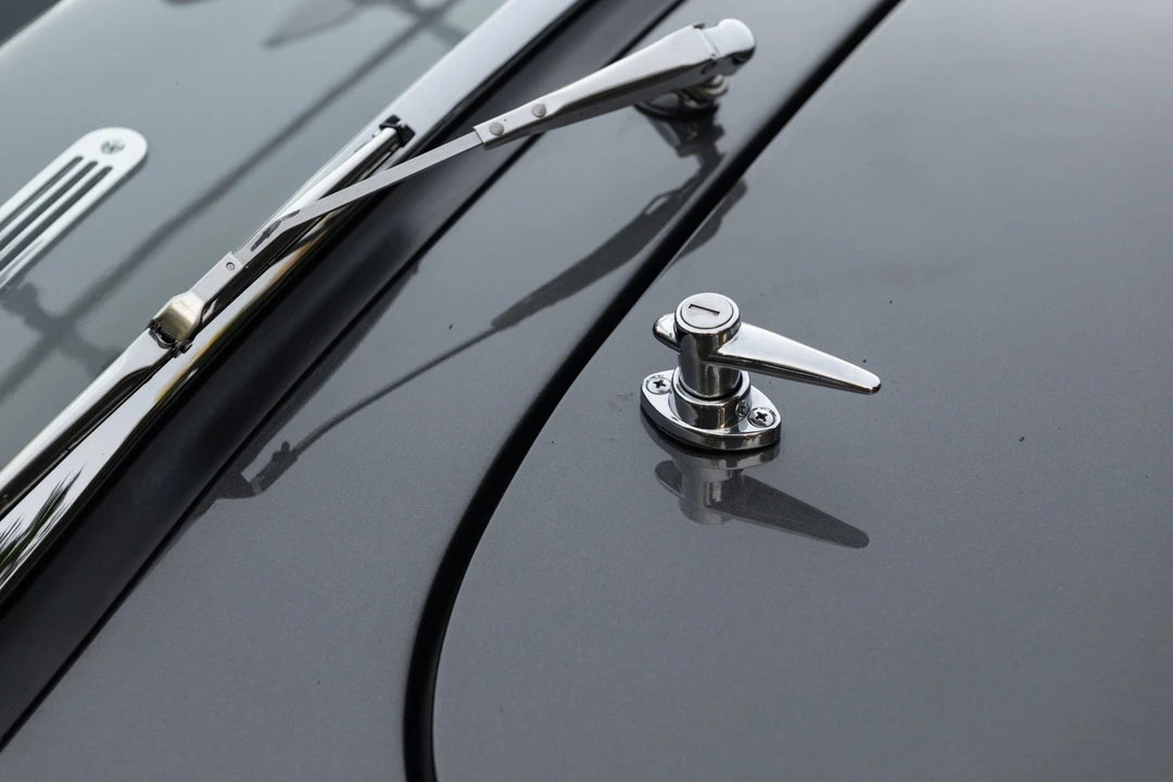 Shelby Cobra Replica - Image 19 of 31