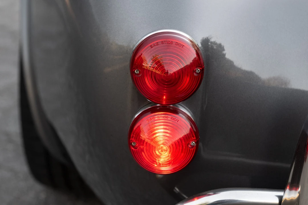 Shelby Cobra Replica - Image 31 of 31