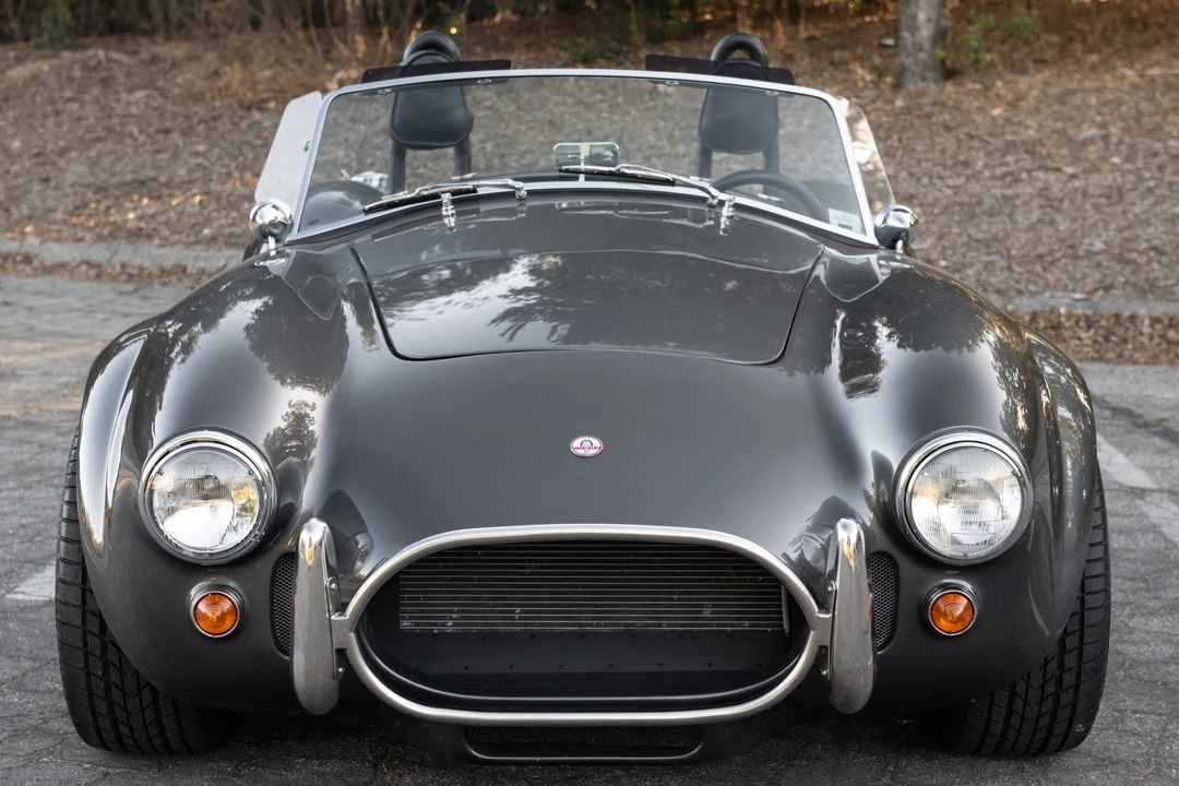 Shelby Cobra Replica - Image 3 of 31