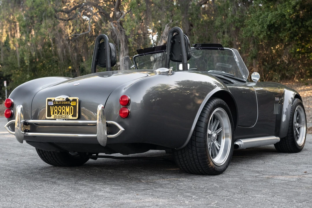 Shelby Cobra Replica - Image 5 of 31