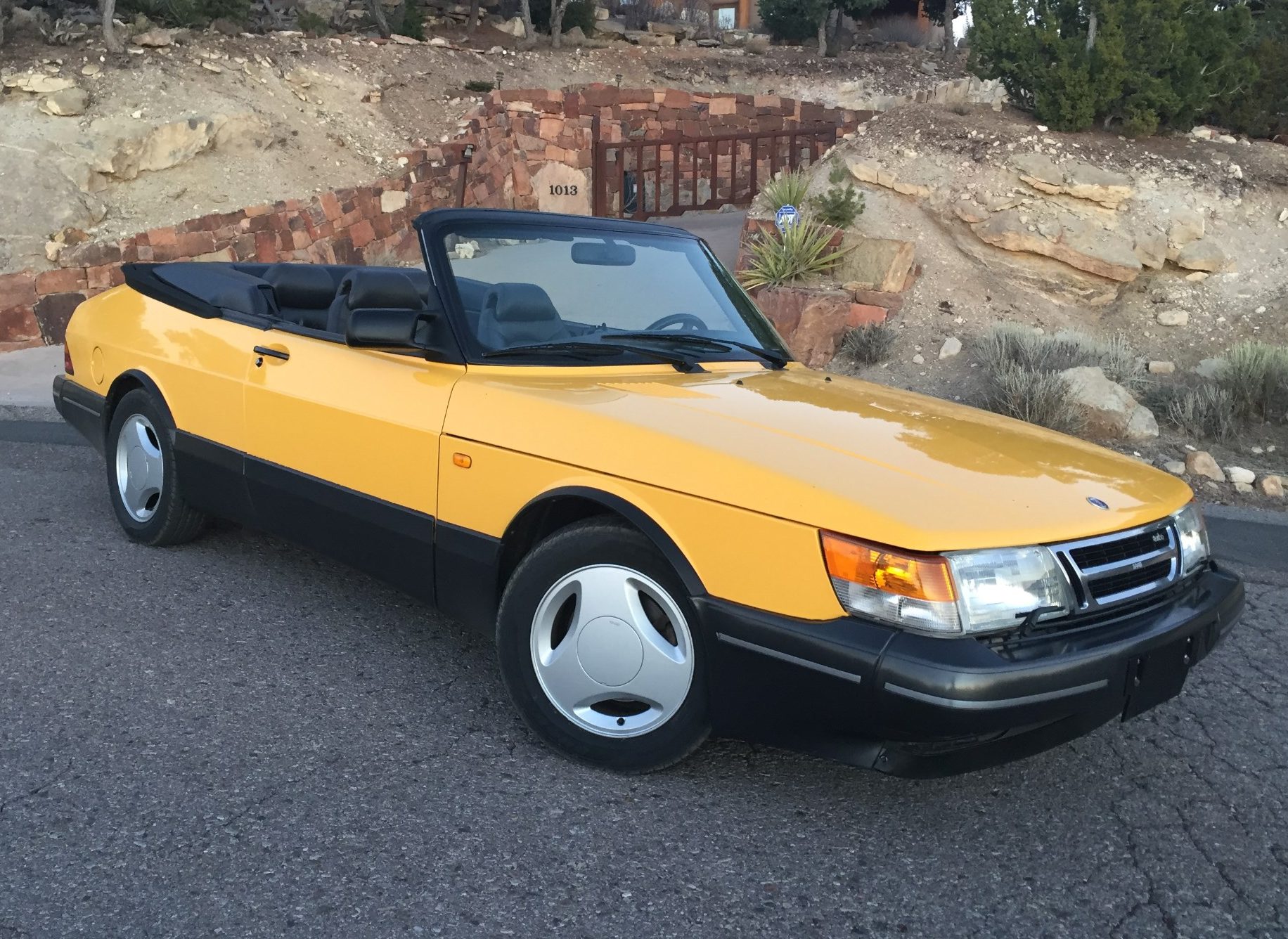 1991 Saab 900 SE Turbo Convertible 5-Speed