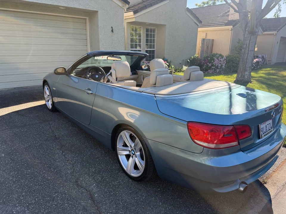 2008 BMW E93 335i Convertible - Image 3 of 9