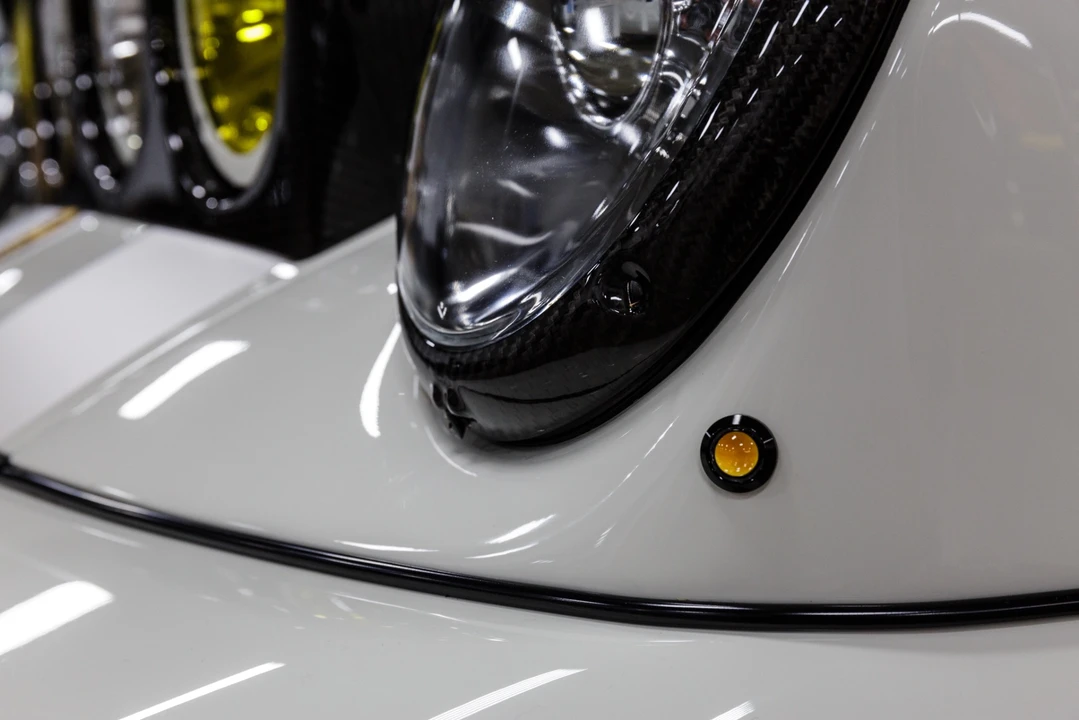 1991 Porsche 964 Carrera 4 - Image 14 of 31