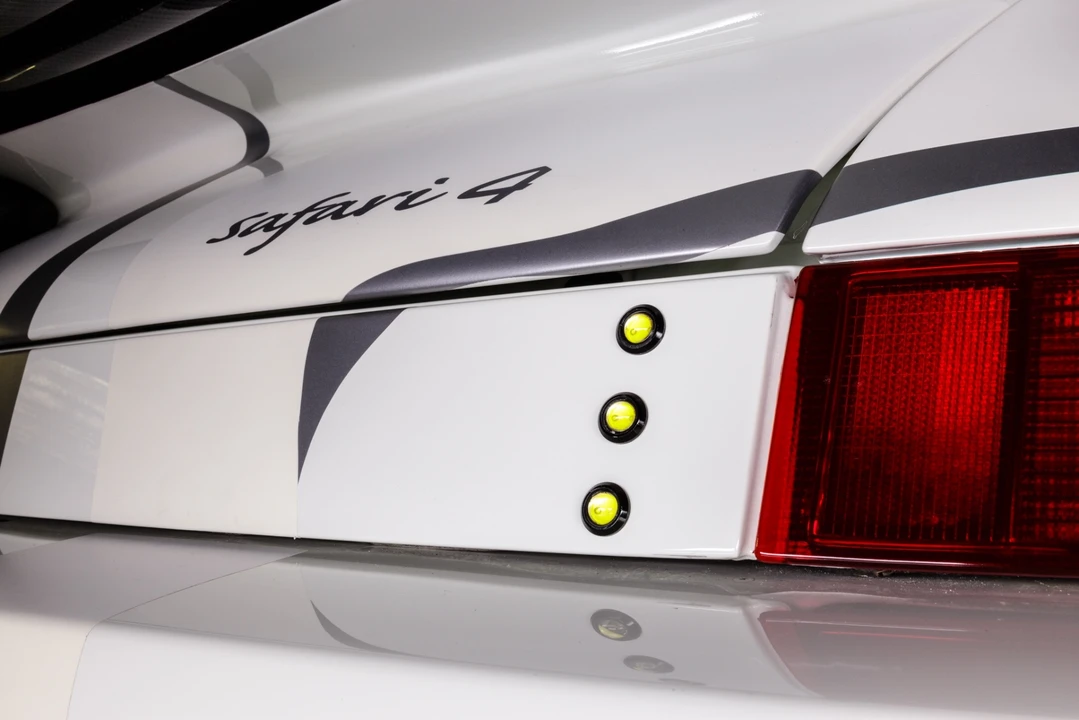 1991 Porsche 964 Carrera 4 - Image 20 of 31