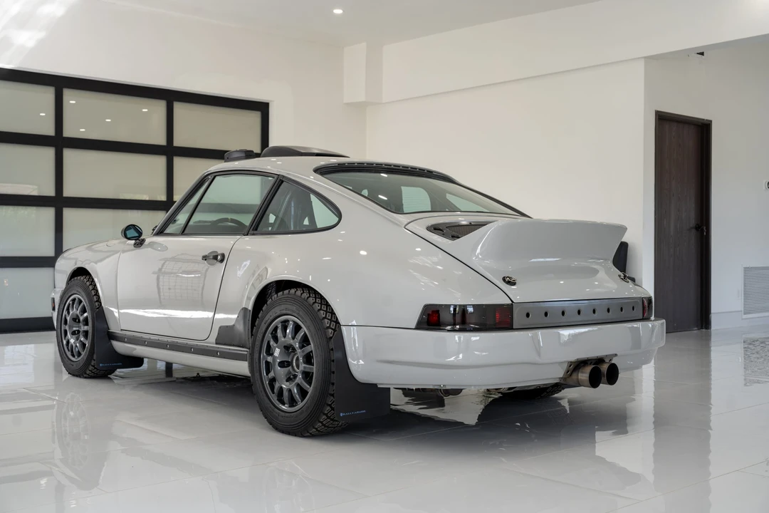 1983 Porsche 911 Carrera SC - Image 16 of 31
