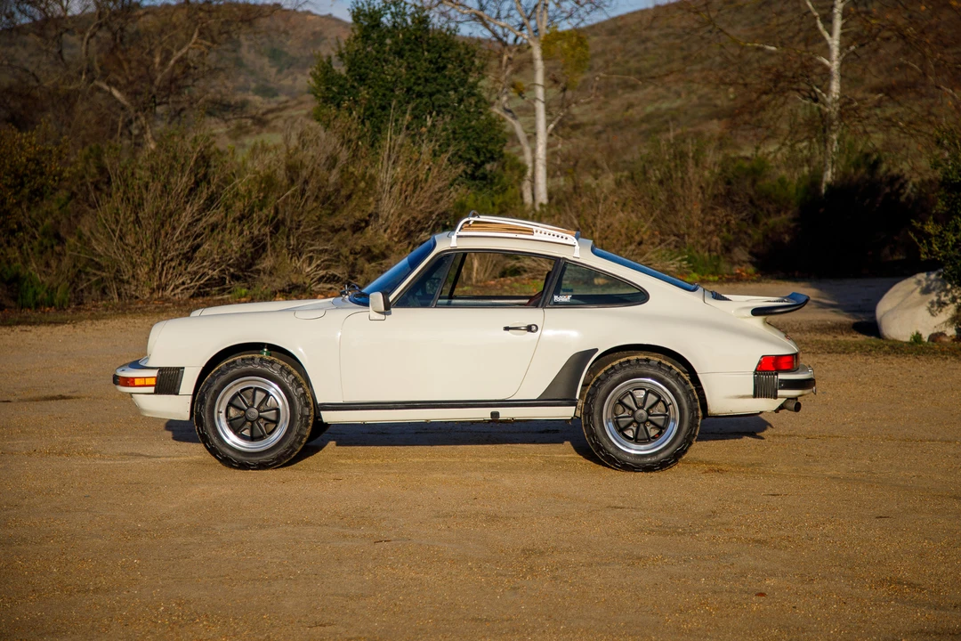 1983 Porsche 911 Carrera SC - Image 11 of 31
