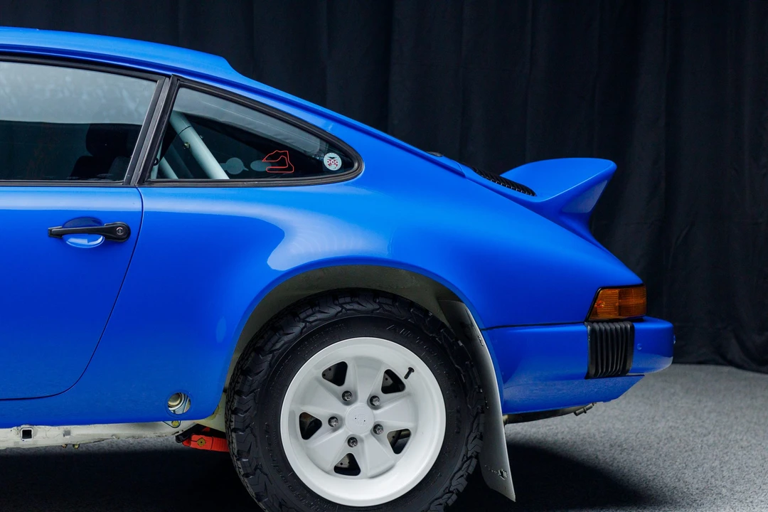 1984 Porsche 911 Carrera 3.2 - Image 27 of 31