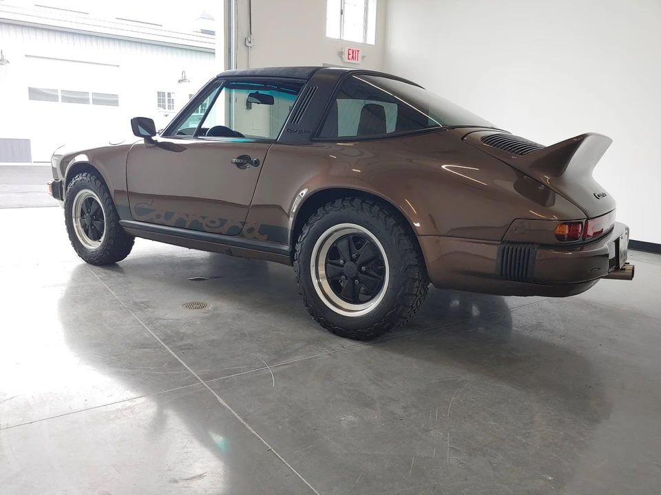 1985 Porsche 911 Carrera 3.2 - Image 24 of 31