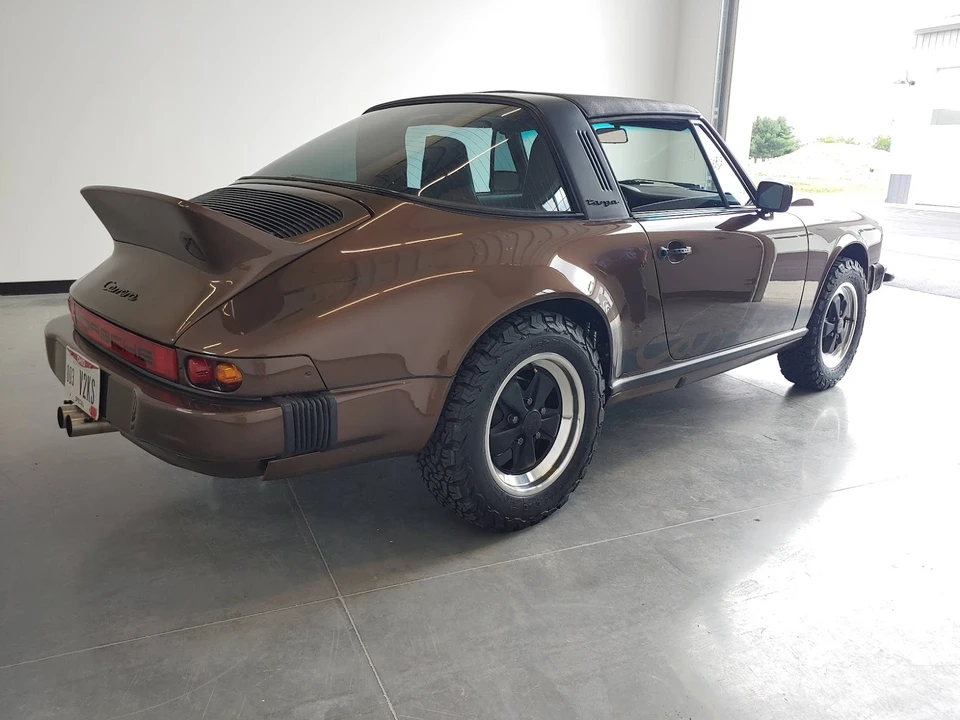 1985 Porsche 911 Carrera 3.2 - Image 26 of 31