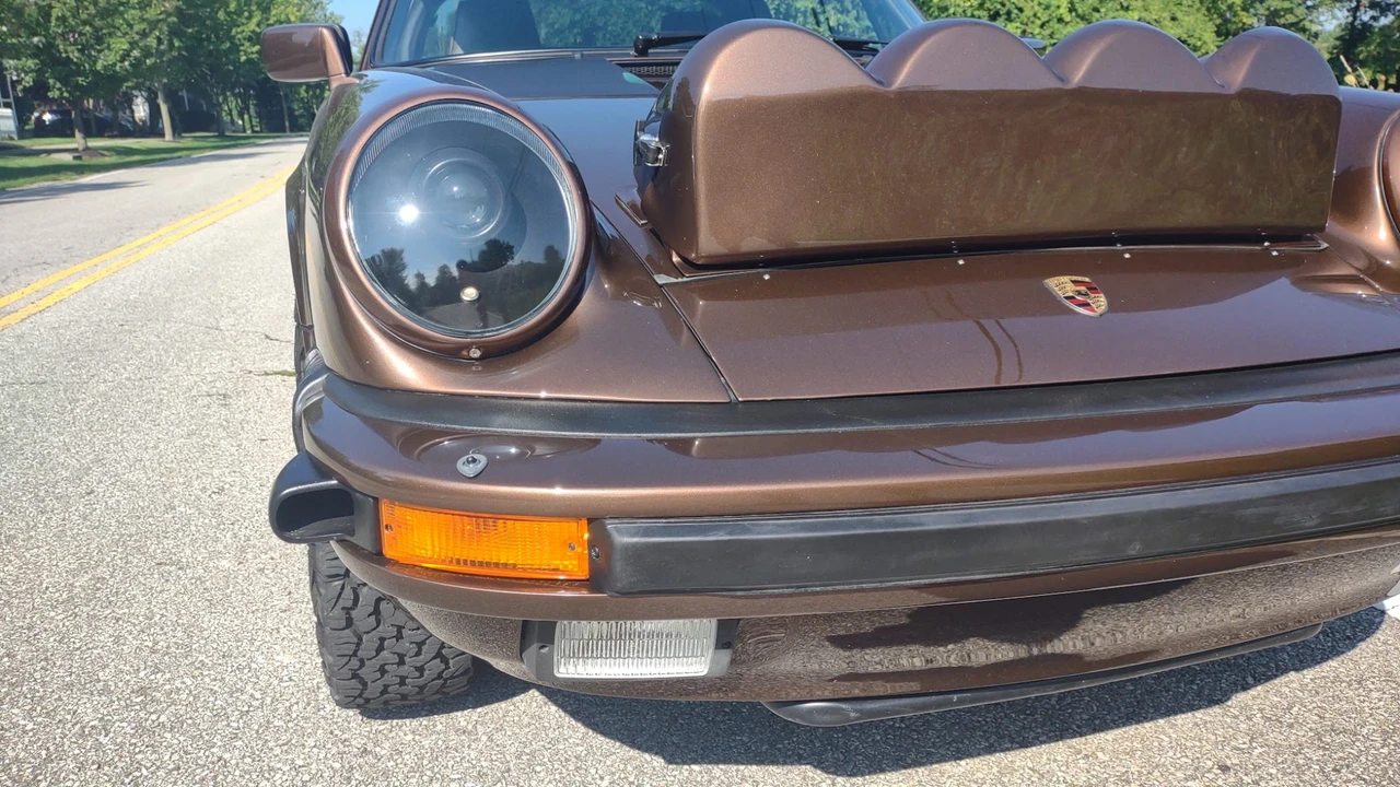 1985 Porsche 911 Carrera 3.2 - Image 28 of 31