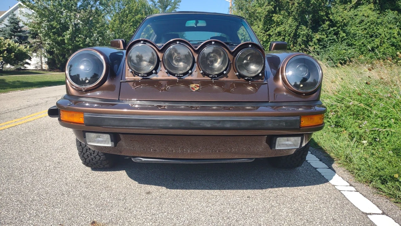 1985 Porsche 911 Carrera 3.2 - Image 14 of 31