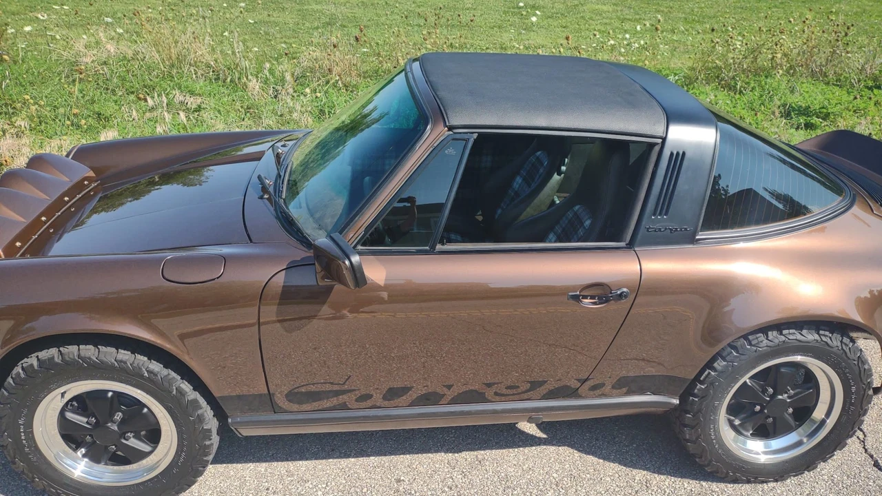 1985 Porsche 911 Carrera 3.2 - Image 5 of 31