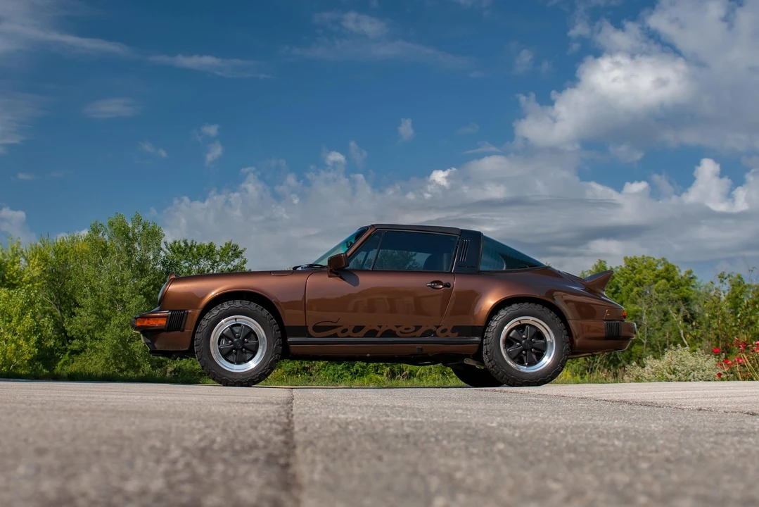 1985 Porsche 911 Carrera 3.2 - Image 5 of 31
