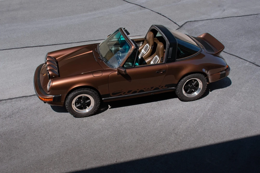 1985 Porsche 911 Carrera 3.2 - Image 24 of 31