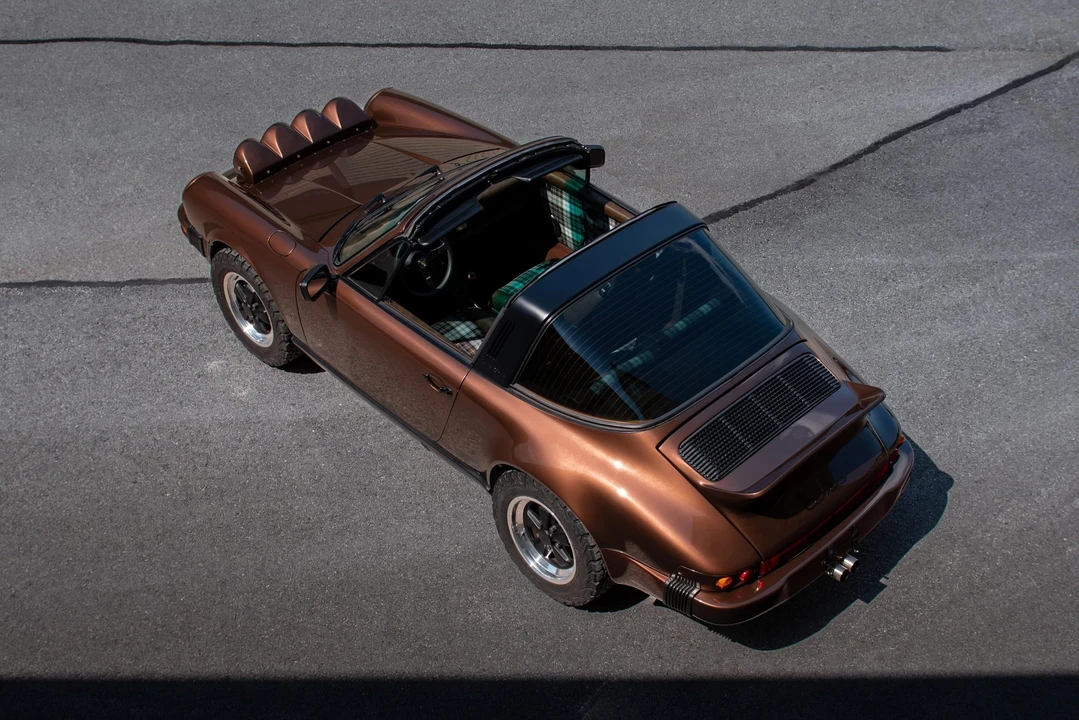 1985 Porsche 911 Carrera 3.2 - Image 26 of 31