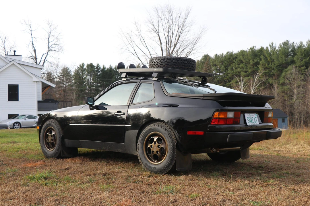 1986 Porsche 944 - Image 10 of 31