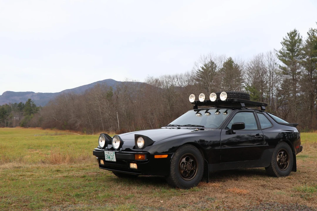 1986 Porsche 944 - Image 13 of 31