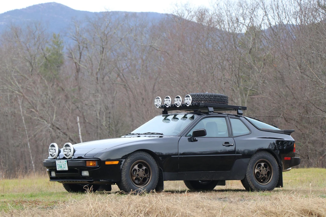 1986 Porsche 944 - Image 2 of 31