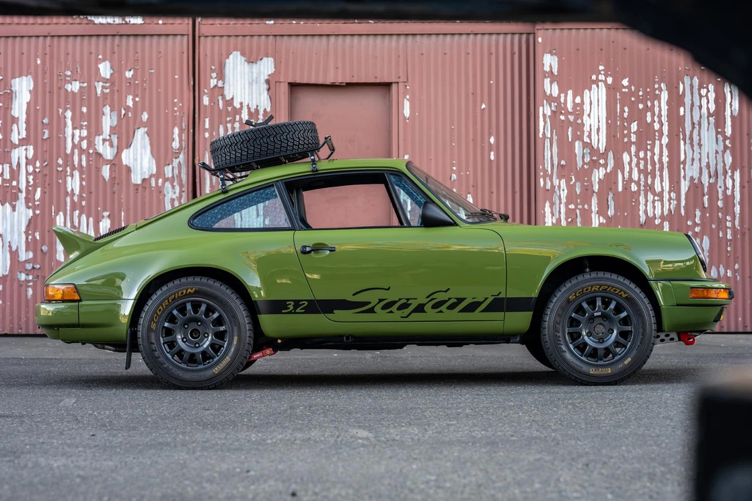 1988 Porsche 911 Carrera 3.2 - Image 9 of 31