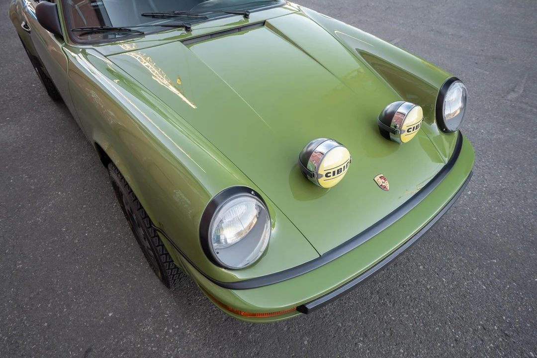1988 Porsche 911 Carrera 3.2 - Image 18 of 31
