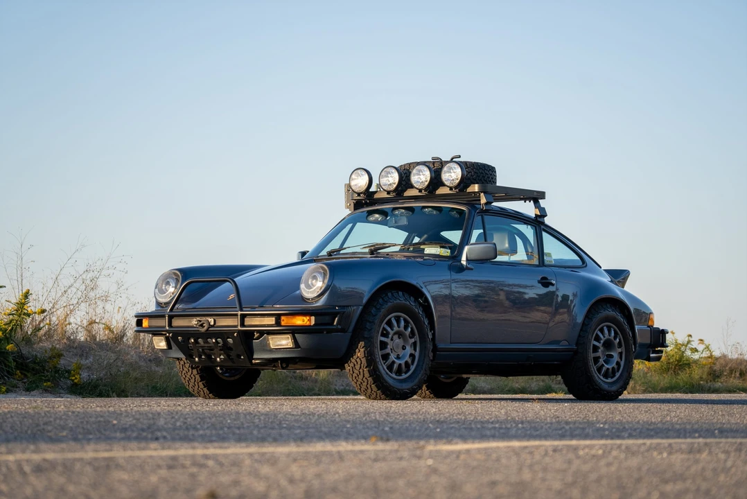 1988 Porsche 911 Carrera 3.2 - Image 5 of 31