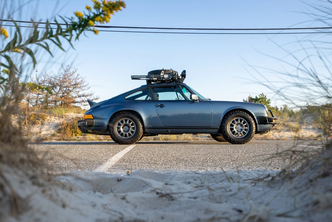 1988 Porsche 911 Carrera 3.2 - Image 14 of 31
