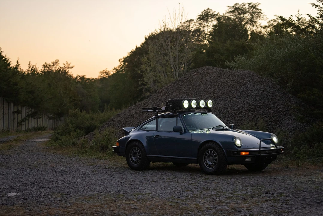 1988 Porsche 911 Carrera 3.2 - Image 29 of 31