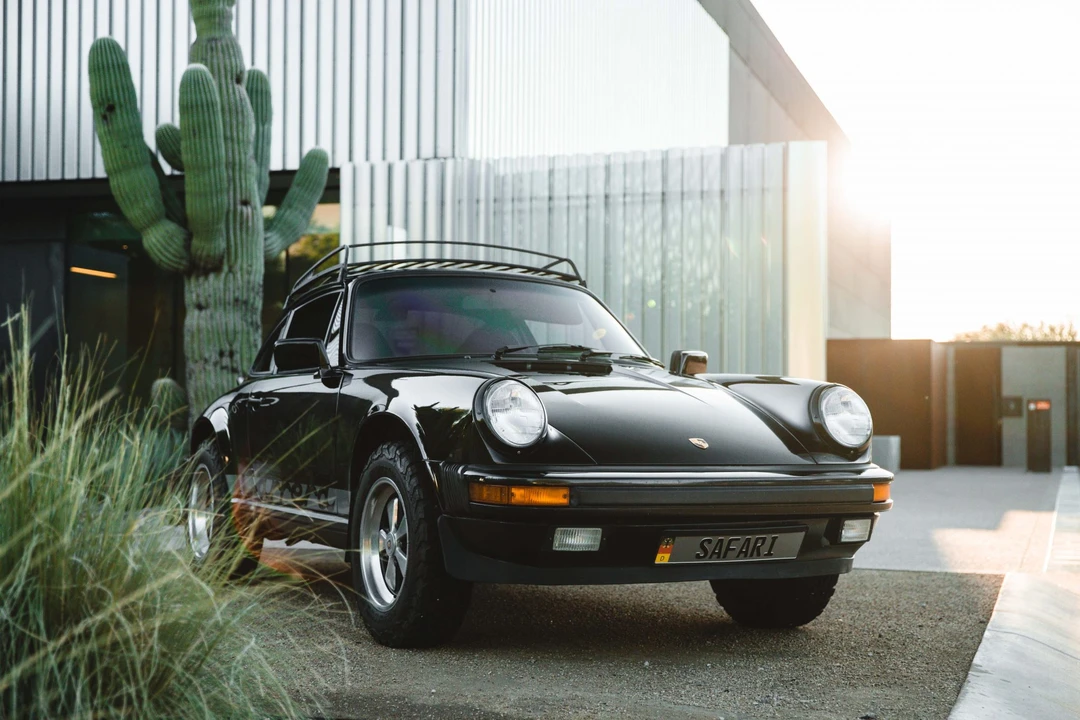 1988 Porsche 911 Carrera 3.2 - Image 2 of 31