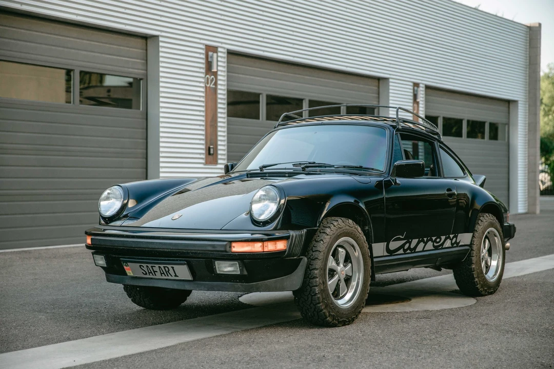 1988 Porsche 911 Carrera 3.2 - Image 13 of 31
