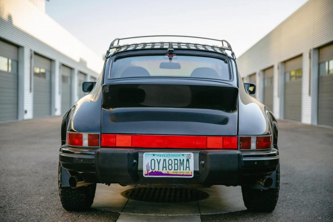 1988 Porsche 911 Carrera 3.2 - Image 25 of 31