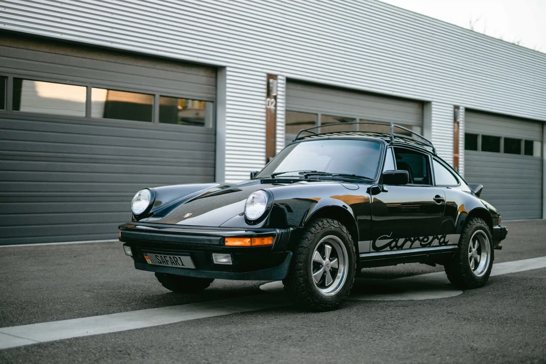 1988 Porsche 911 Carrera 3.2 - Image 12 of 31
