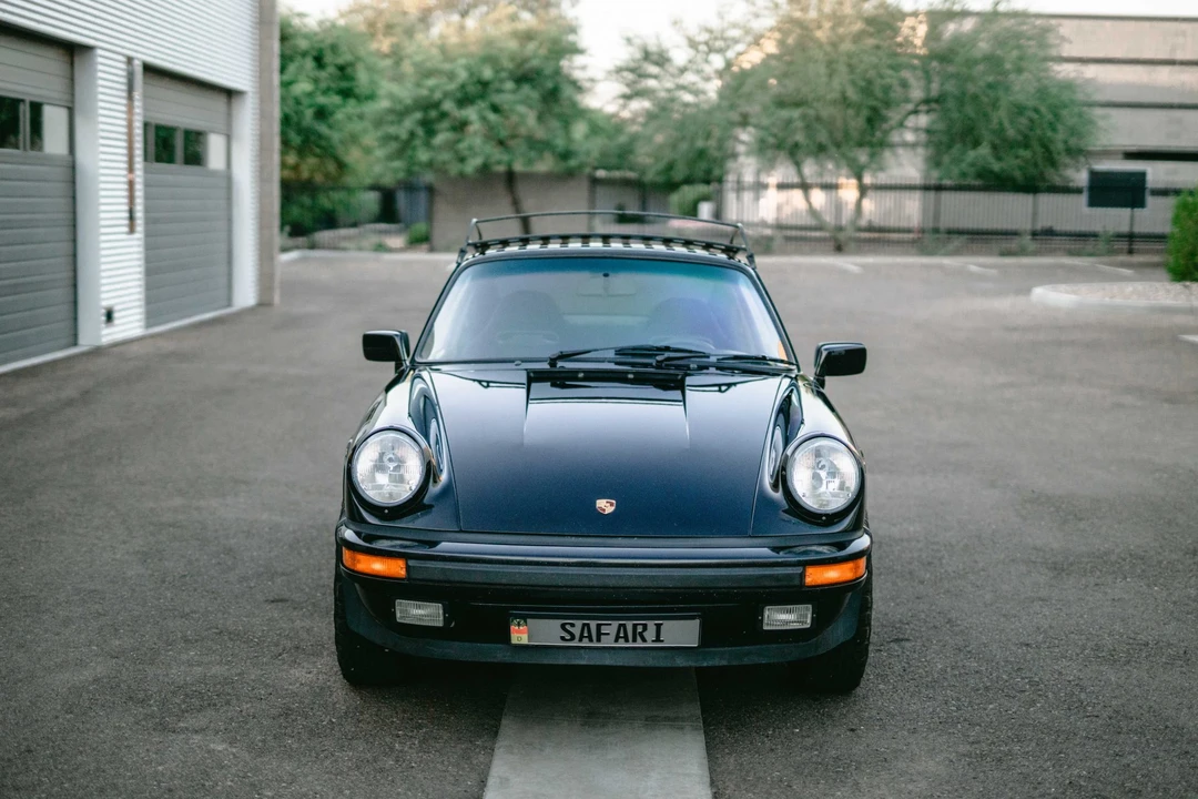 1988 Porsche 911 Carrera 3.2 - Image 10 of 31
