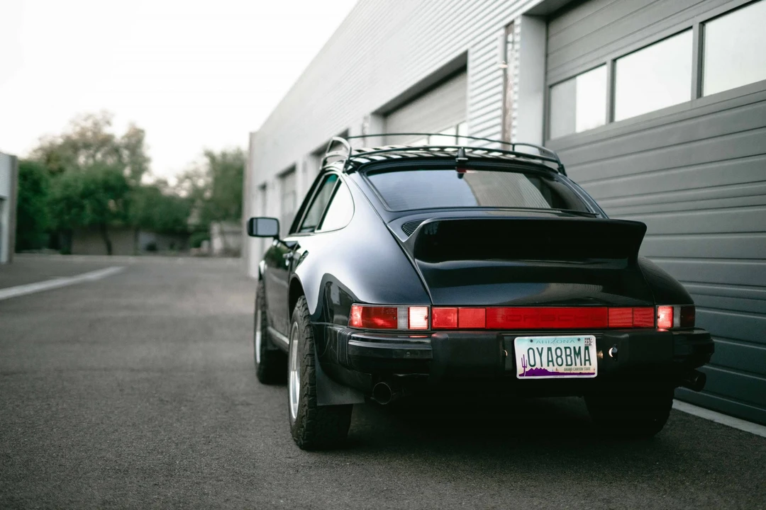 1988 Porsche 911 Carrera 3.2 - Image 21 of 31
