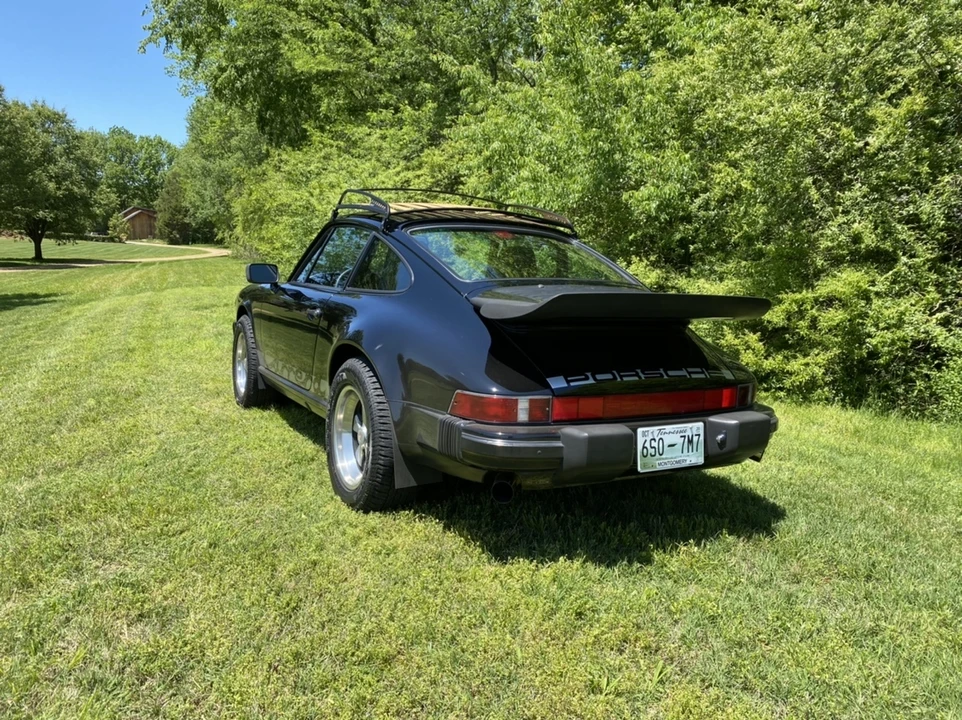 1988 Porsche 911 Carrera 3.2 - Image 30 of 31