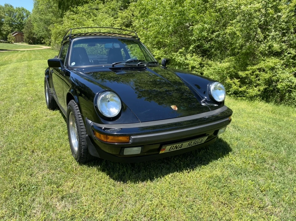 1988 Porsche 911 Carrera 3.2 - Image 16 of 31