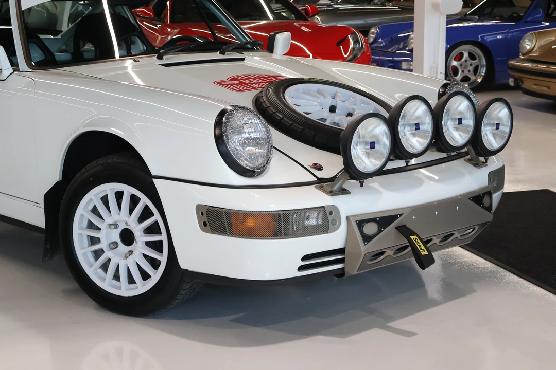 1990 Porsche 964 Carrera - Image 24 of 31