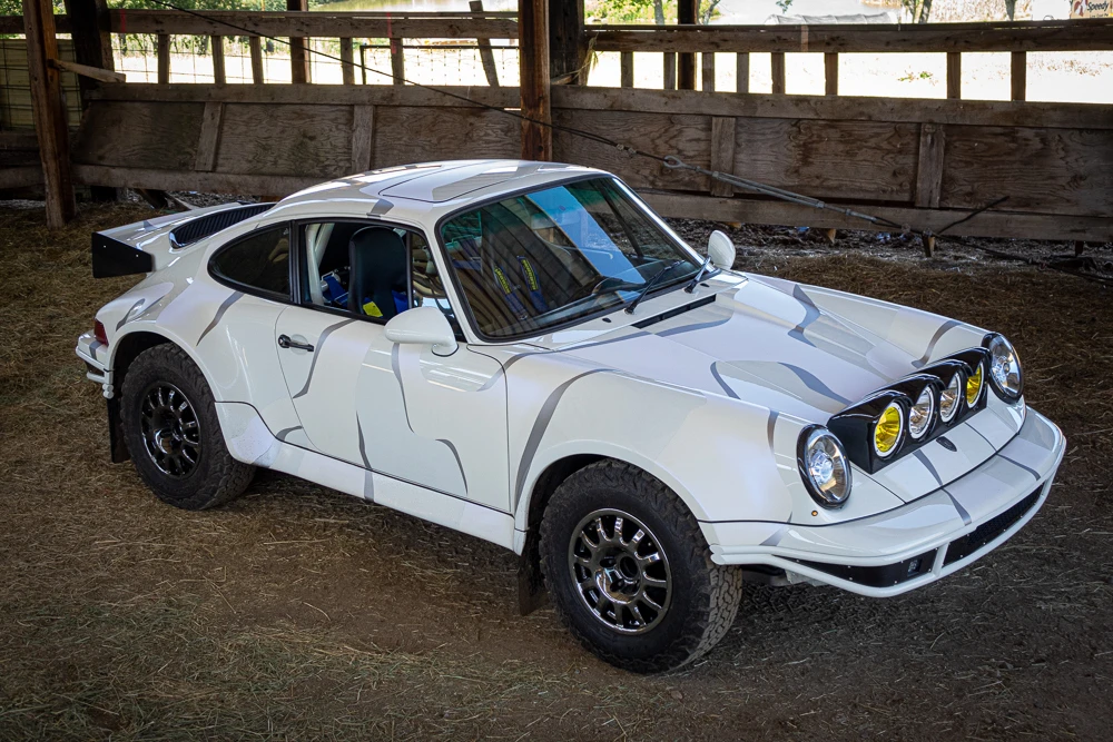 1991 Porsche 964 Carrera 4 - Image 24 of 31